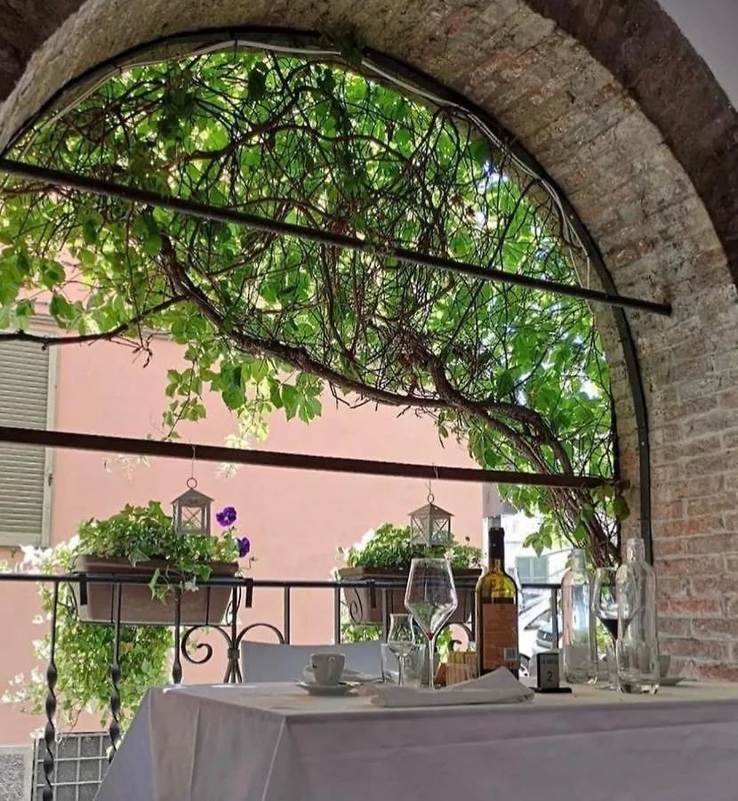 Albergo La Rocca Brisighella 3*,  Italy