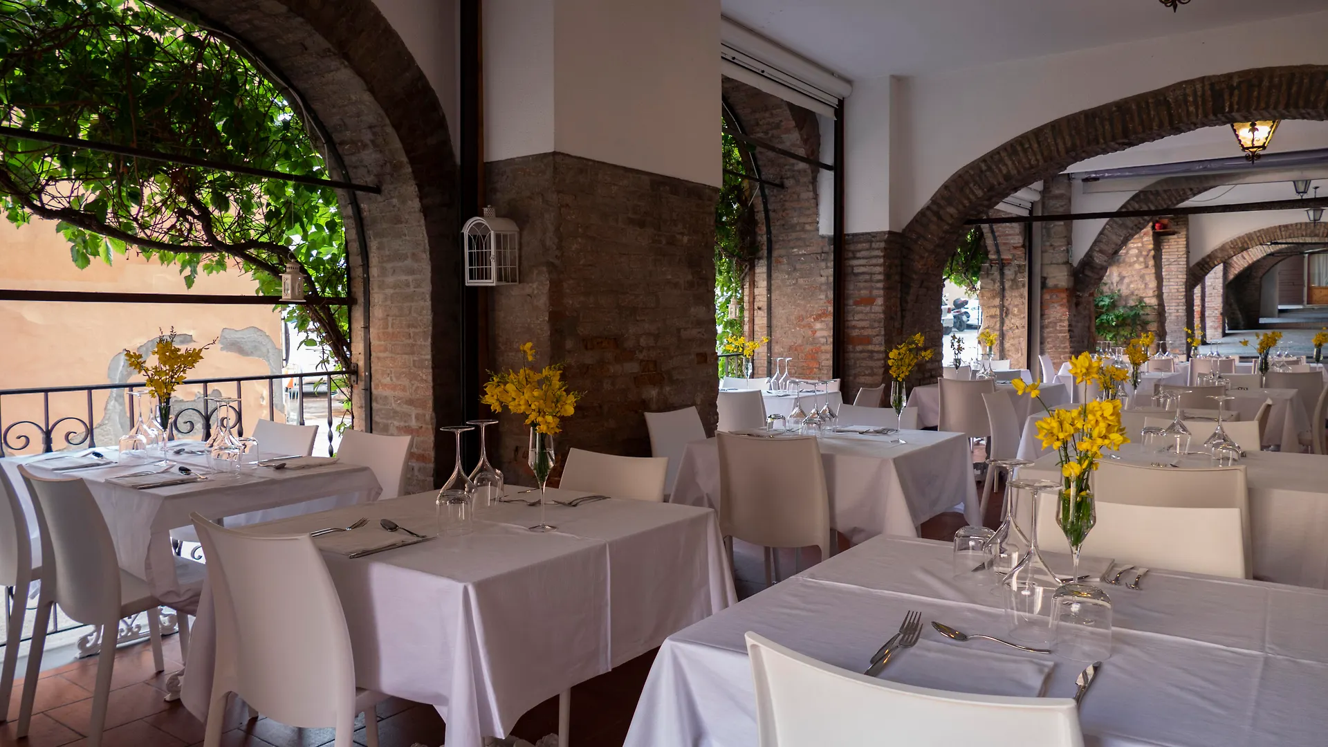 Albergo La Rocca Brisighella 3*,  Italy